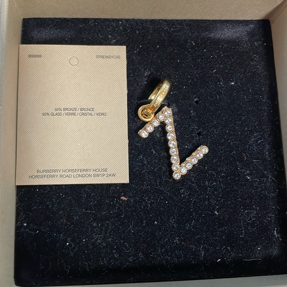 Burberry Ladies Gold Z Crystal-embellished Letter Charm - Picture 4 of 6